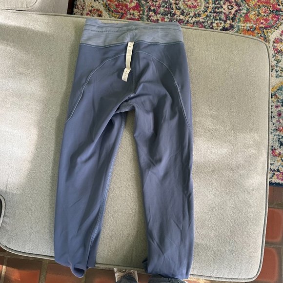 Lululemon Invigorate High-Rise Tight 25" Heathered / Size 4 - Picture 6 of 7